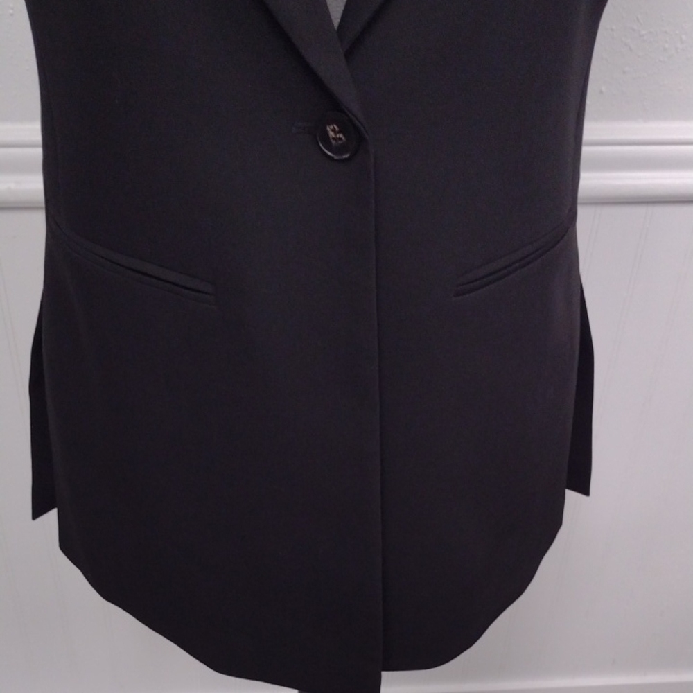 CHARLIE B Black Sleeveless Vest Chic,Feminine. - Picture 4 of 16